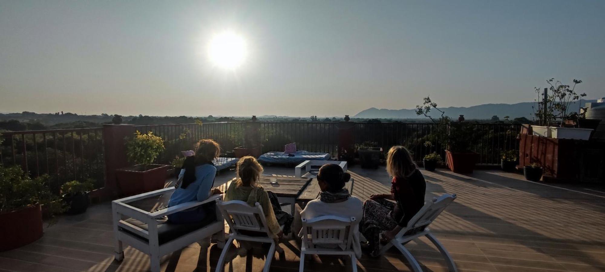 The Secret Garden Bed & Breakfast Pushkar Ngoại thất bức ảnh